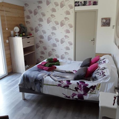 Chambres D'Hotes De L'Orval Thiergeville Zewnętrze zdjęcie