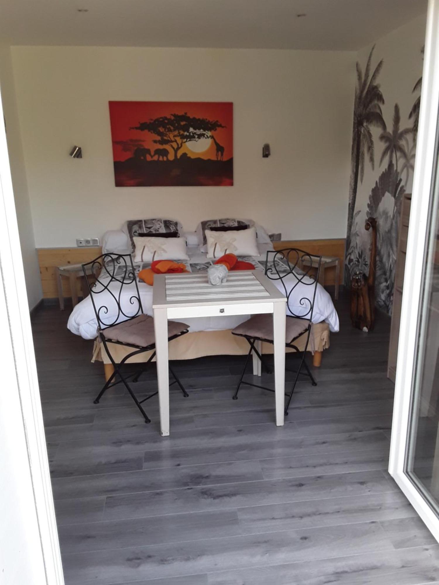 Chambres D'Hotes De L'Orval Thiergeville Zewnętrze zdjęcie