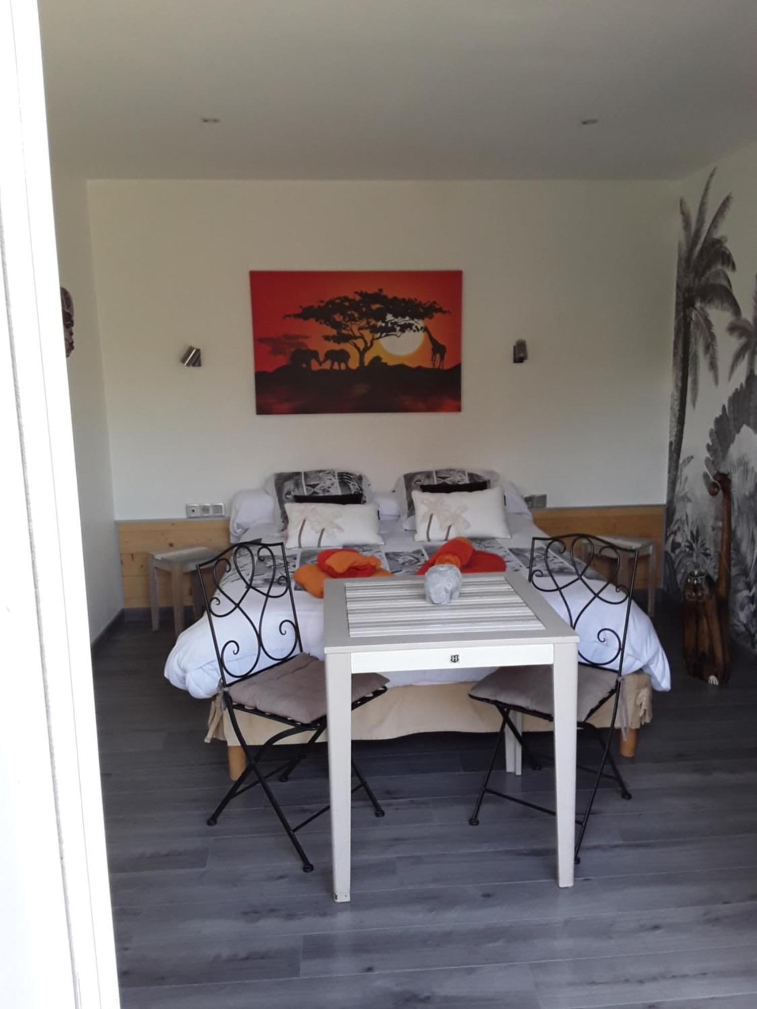 Chambres D'Hotes De L'Orval Thiergeville Zewnętrze zdjęcie